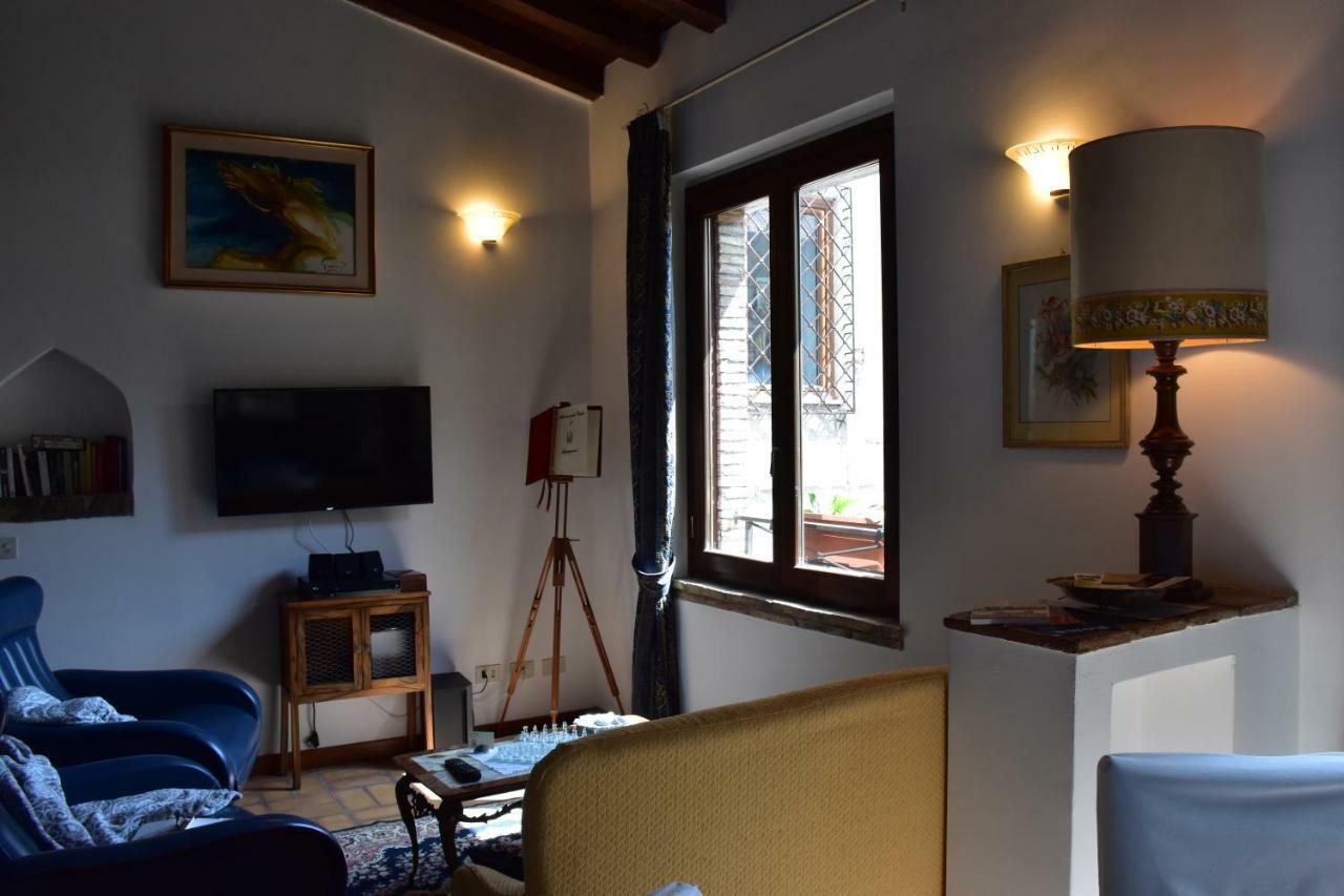 Al Castello Di Leprignano Apartment Capena Bagian luar foto
