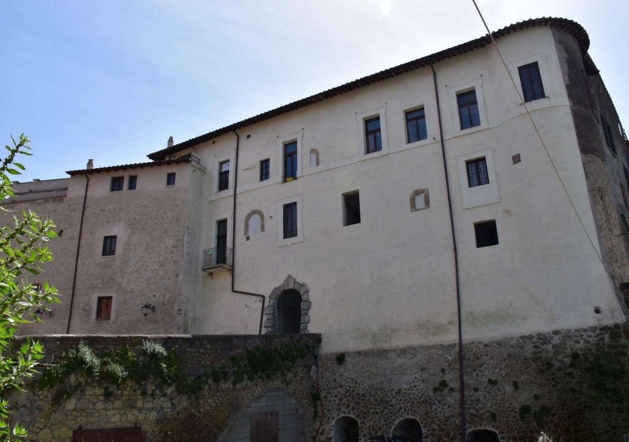Al Castello Di Leprignano Apartment Capena Bagian luar foto